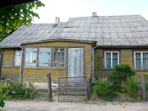 a typical house that was owned by members of the Jewish community in Seredzius